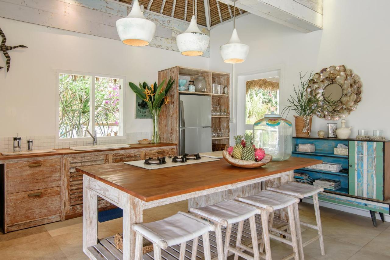Driftwood Villas Lembongan Esterno foto